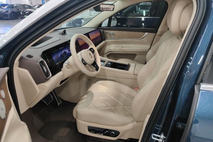 Used Hima AITO M9 2025 Extended-Range Ultra Version 52 kWh 6-Seater
