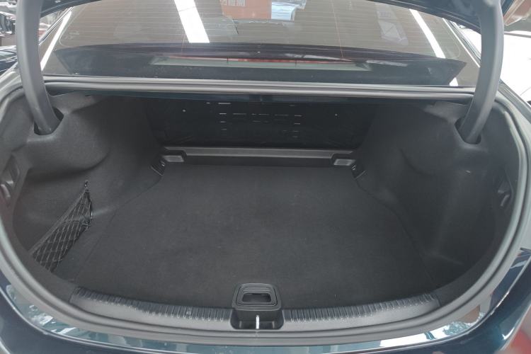 Used Mercedes-Benz C-Class 2023 Restyled C 260 L Night Edition Sports Version Trunk