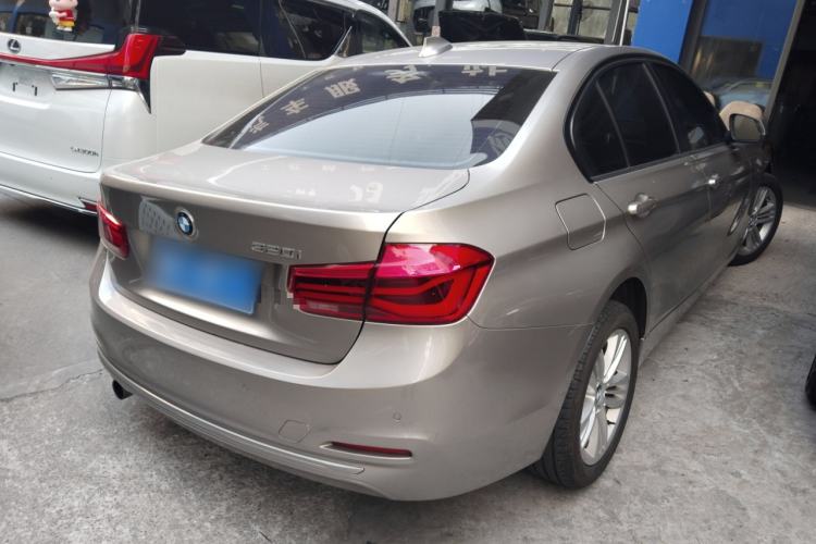 Used BMW 3 Series 2016 320i Fashion Model