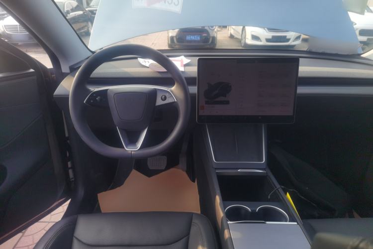 Used Tesla Model Y 2025 Long-Range All-Wheel Drive First Edition