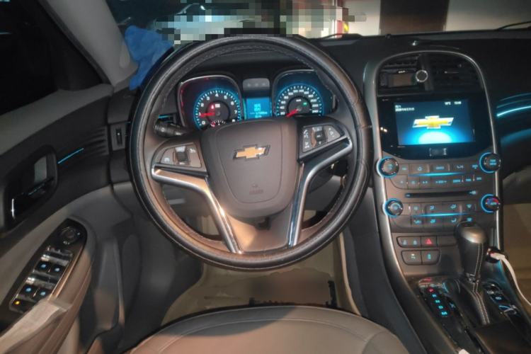 Used Chevrolet Malibu 2014 2.0L Automatic Luxury Edition Steering Wheel