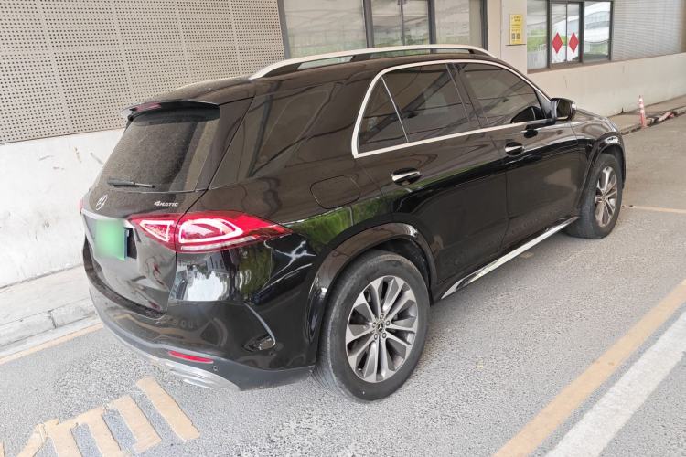 Used Mercedes-Benz GLE 2022 Facelifted GLE 350 4MATIC Fashion Edition Rear Right 45 Deg