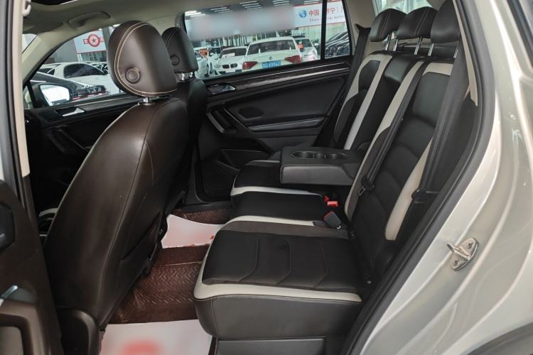 Used Volkswagen Tiguan L 2017 330TSI Automatic Two-Wheel Drive Luxury Edition