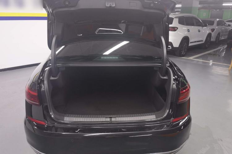 Used Volkswagen Passat 2022 330TSI Starry Luxury Edition