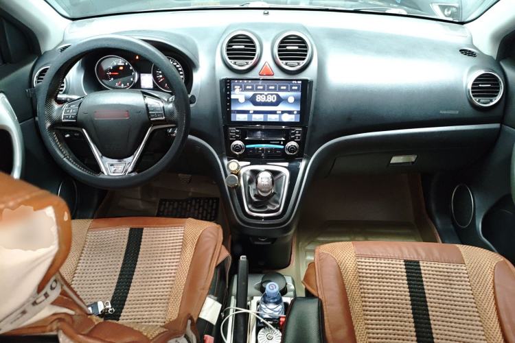 Used Haval H6 2013 Upgraded Model 1.5T Manual Two-Wheel Drive Elite Version