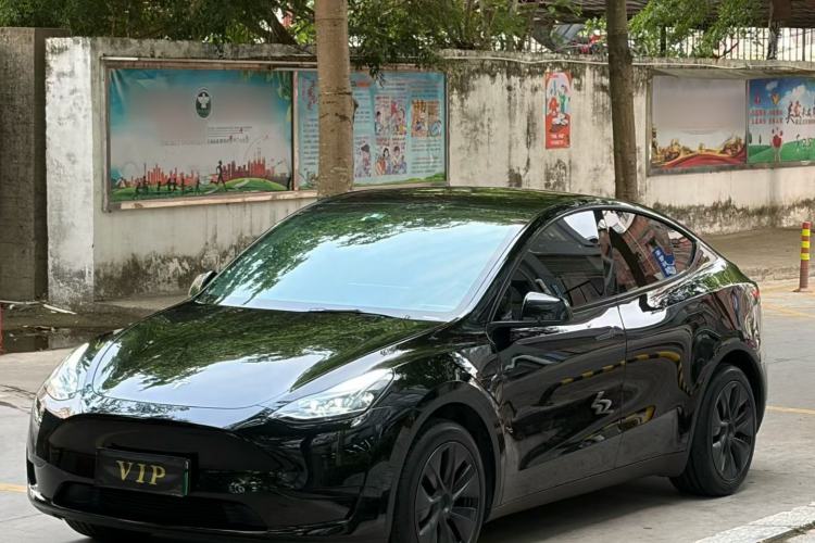 Used Tesla Model Y 2024 Rear-Wheel-Drive Version