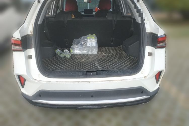 Used Wuling Alvez 2022 1.5L Manual Free-Style Model Trunk