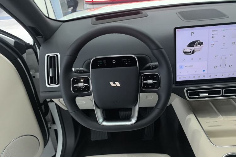 Used Li Auto L8 2025 Ultra Smart Refreshed Edition
