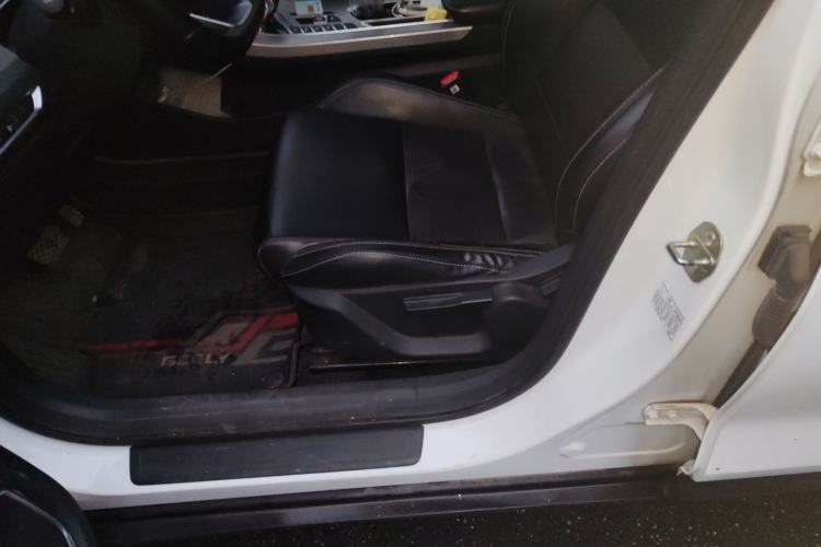 Used Geely Auto Coolray 2019 260T DCT Knight China VI Standard