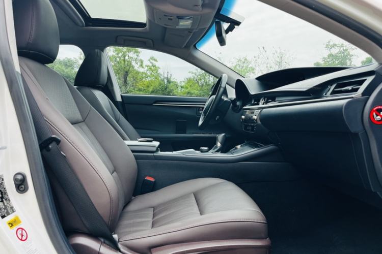 Used Lexus ES 2017 200 30th Anniversary Edition