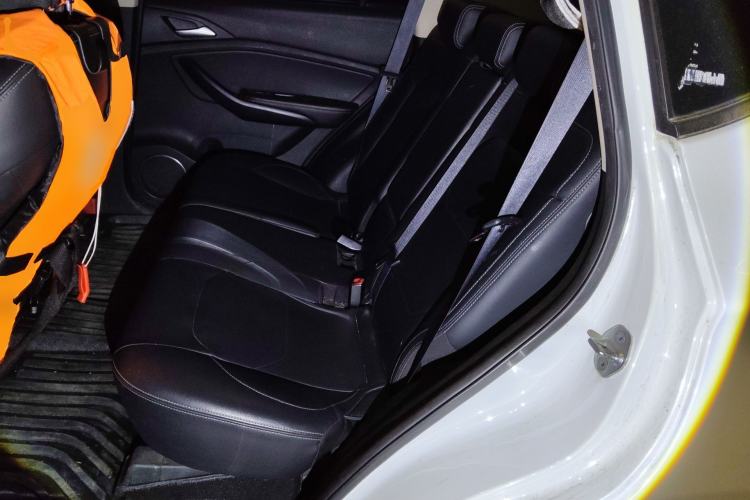 Used BYD Song 2020 Classic Edition 1.5T Manual Luxury Model Left Rear Seat