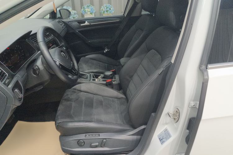 Used Volkswagen Golf 2019 280TSI DSG Luxury Version China VI Standard Driver Seat