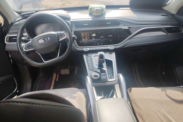 Used Geely Auto Emgrand X7 Sport 2020 1.8TD DCT Smart Connect PRO Center Console