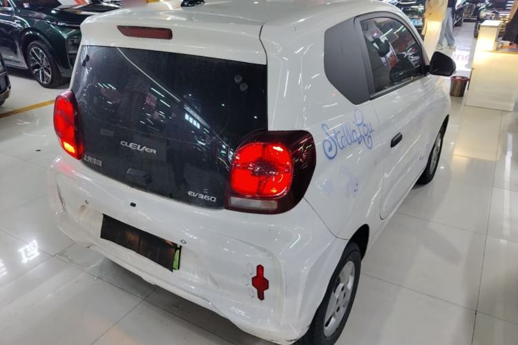 Used Roewe Clever 2021 302 km New Four-Seater Super-Efficient Version