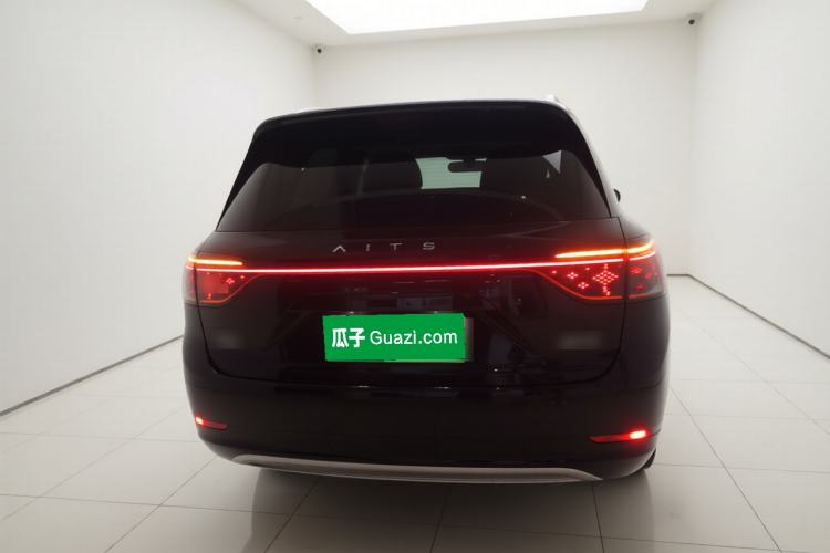 Used Hima AITO M9 2025 Extended-Range Ultra Version 52 kWh 6-Seater Rear