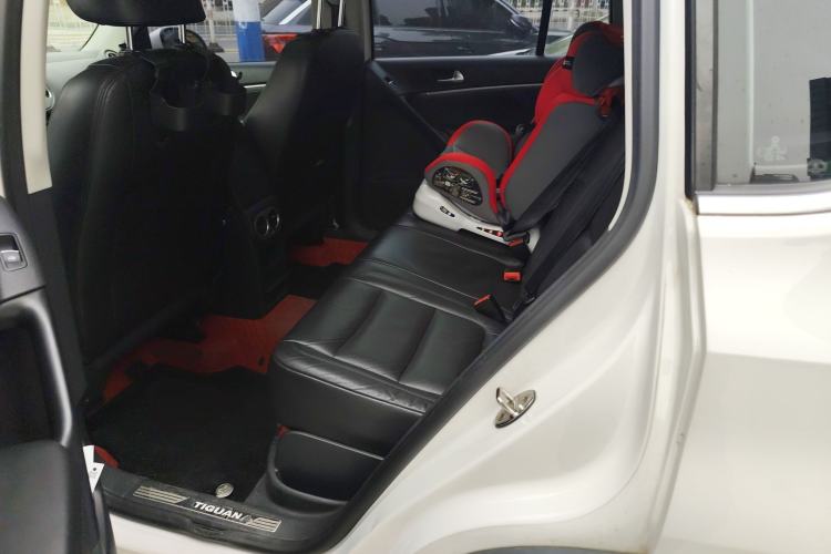 Used Volkswagen Tiguan L 2015 1.8TSI Automatic Two-Wheel Drive Luxury Model