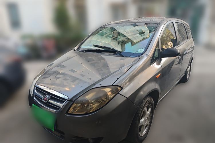 Used Land Fengshang 2011 Deluxe Edition 1.6L Manual 7-Seater