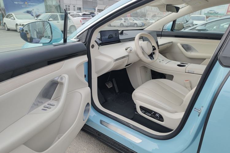 Used Hima Luxeed R7 2025 Range-Extended Version 251 km Max
