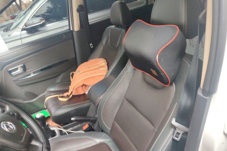 Used Dongfeng Fengon 330 2019 1.5L Manual Practical II China VI