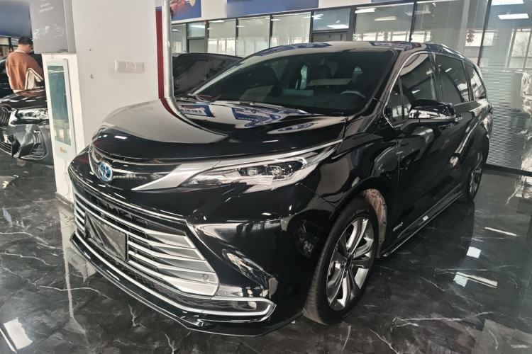 Used Toyota SIENNA 2023 2.5L Hybrid Platinum Edition