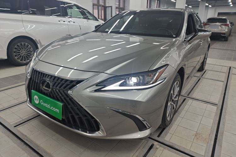 Used Lexus ES 2022 200 Excellence Edition
