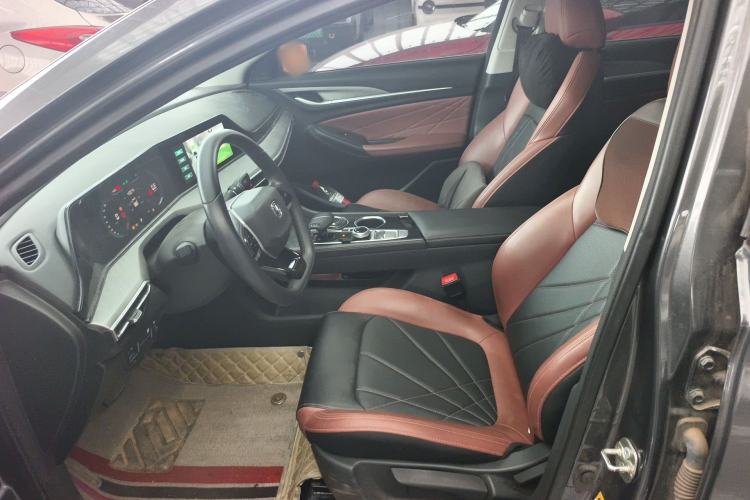 Used CHANGAN Eado 2023 Changan Edition PLUS Blue Whale NE 1.4T GDI DCT Prestige Version Left Front Seat