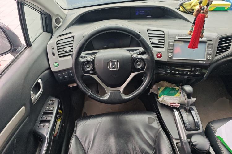 Used Honda Civic 2013 10th Anniversary 1.8L Automatic Luxury Edition Steering Wheel