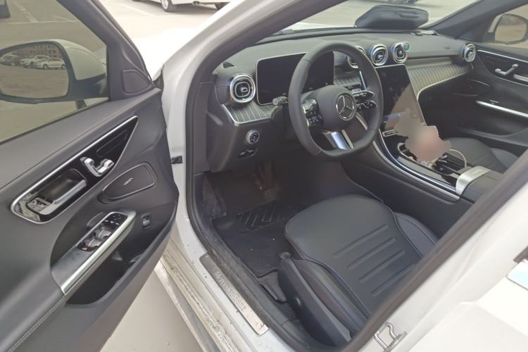 Used Mercedes-Benz C-Class 2025 Facelift C 260 L Sport Edition Driver Seat