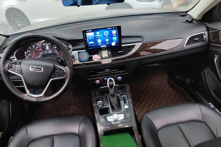 Used Zotye Z700 2016 1.8T DCT Luxury Model
