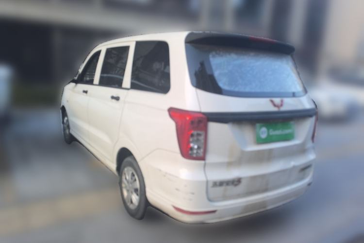 Used Wuling Hongguang 2019 1.5L S Basic Version China VI Standard LAR
