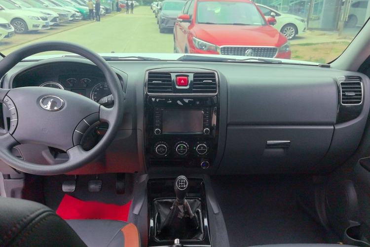 Used Great Wall Wingle 5 2013 2.8T European Version Two-Wheel Drive Elite Version Big Double-Cab GW2.8TC