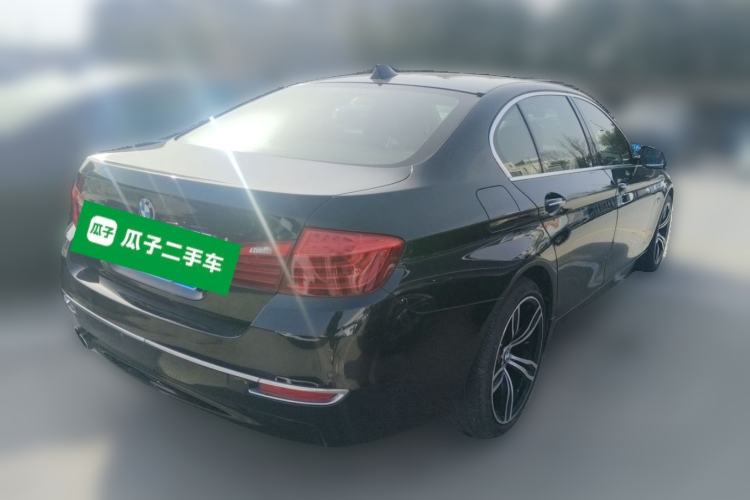 Used BMW 5 Series 2014 525Li Luxury Design Package Rear Right 45 Deg