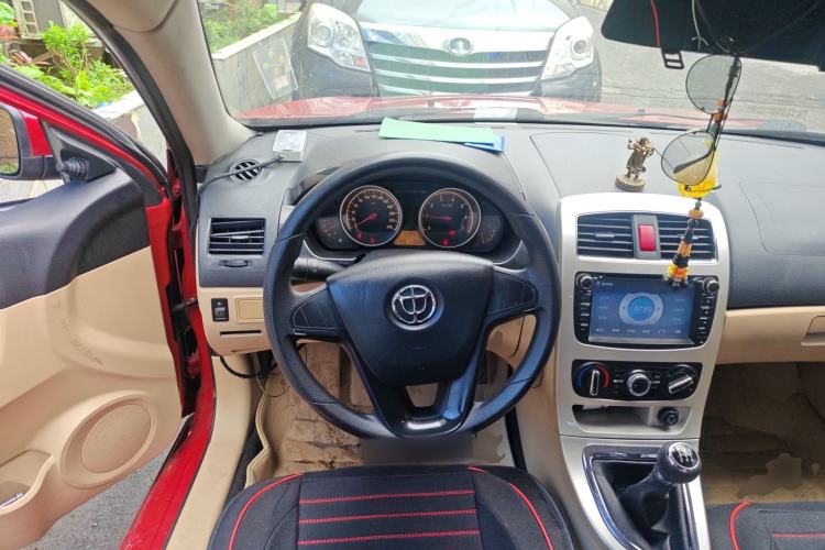 Used Brilliance H330 2013 1.5L Manual Comfort Model Steering Wheel