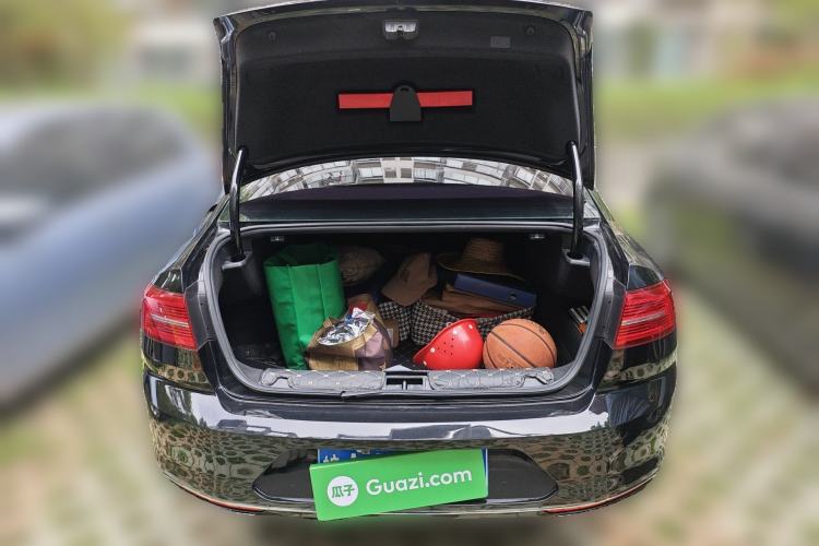 Used Volkswagen Magotan 2017 330TSI DSG Luxury Model
