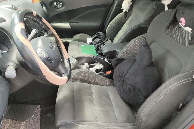 Used Infiniti ESQ 2014 1.6L Spontaneous Edition