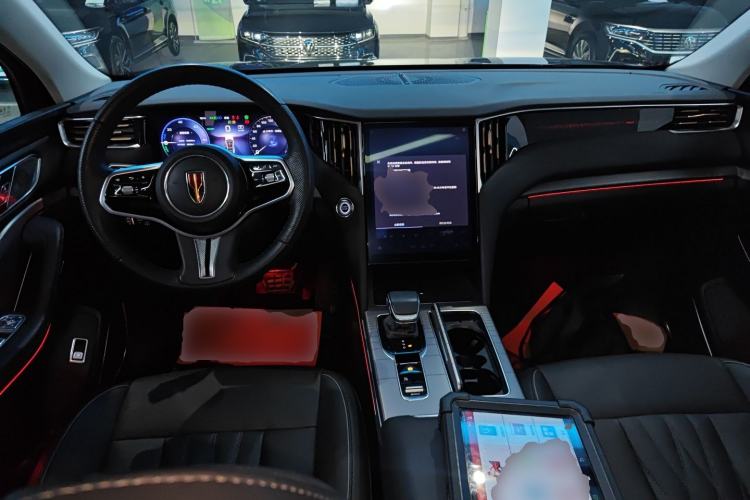 Used Hongqi HS7 PHEV 2024 2.0T PHEV Four-Wheel Drive Flagship Edition 7 Seats
