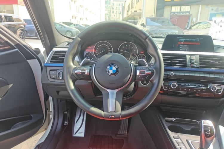 Used BMW 3 Series 2019 320i M Sport Package
