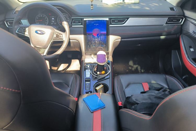 Used SOL A5 2021 1.5T Manual Luxury Version Center Console