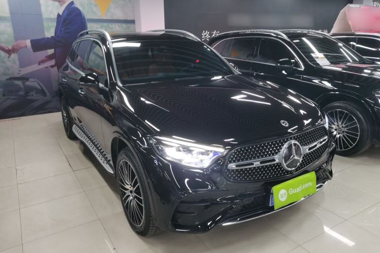 Used Mercedes-Benz GLC 2023 GLC 300 L 4MATIC Luxury 7-Seater Exterior 1