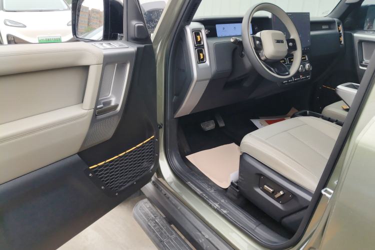 Used iCAR V23 2025 501 Four-Wheel Drive Intelligent Driving Version
