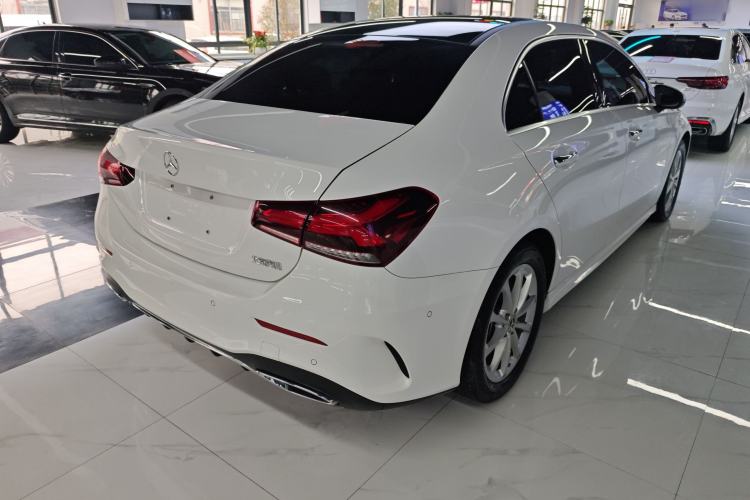 Used Mercedes-Benz A-Class 2021 A 200 L Sport Sedan Fashion Model
