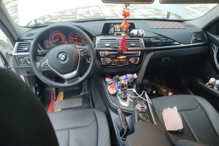 Used BMW 3 Series 2016 320i Fashion Model