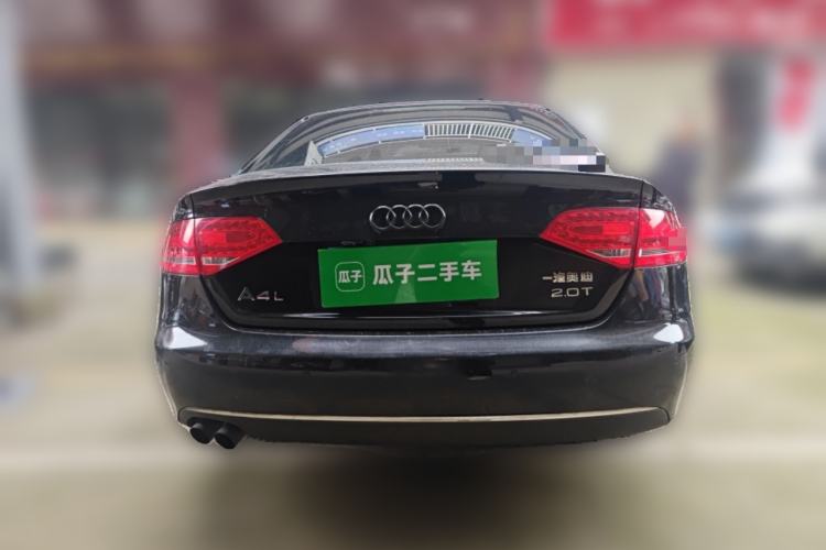 Used Audi A4L 2012 2.0 TFSI automatic standard version