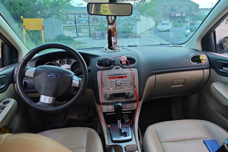 Used Ford Focus 2013 Hatchback Classic 1.8L Automatic Fashion Edition