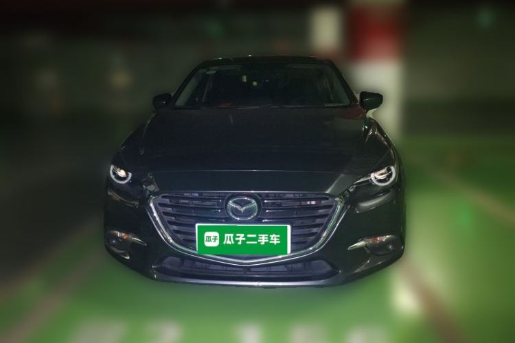 Used Mazda 3 Axela 2017 Hatchback 2.0L Automatic Luxury Model Emission Standard China V Front