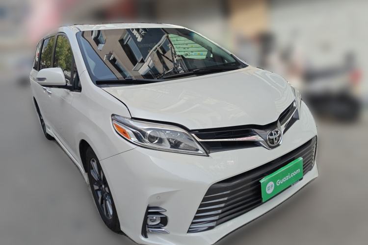 Used Toyota SIENNA 