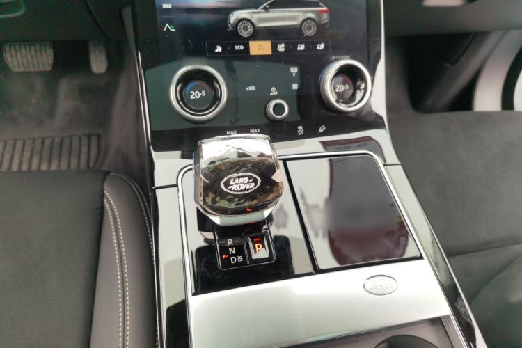 Used Land Rover Range Rover Velar 2022 250 PS