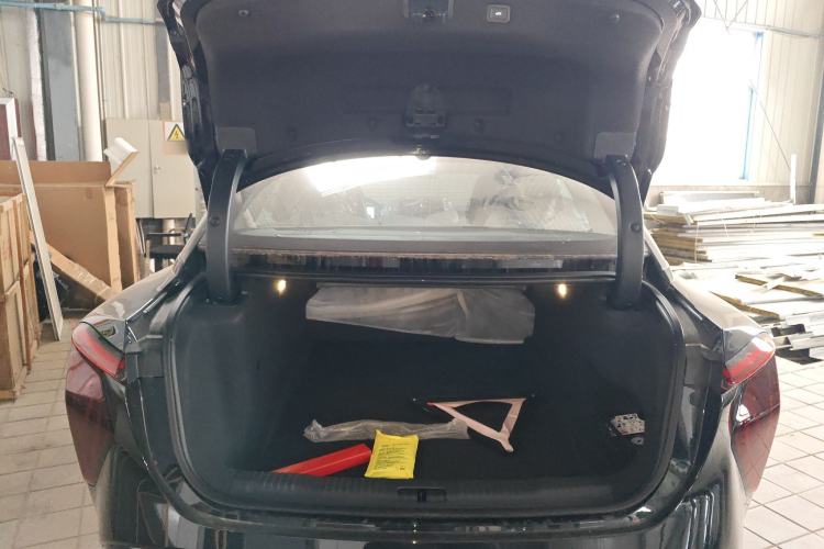 Used Hongqi EH7 2025 600 Smart Selection Edition
