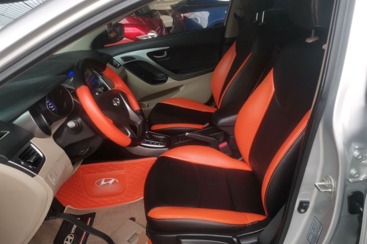 Used Hyundai Elantra (5th Generation / Langdong) 2015 1.6L Automatic Fashion Model