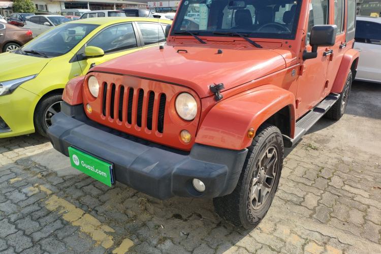 Used Jeep Wrangler 2015 3.0L Sahara Four-Door Edition
